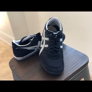 ASICS Onitsuka Tiger 10.5
